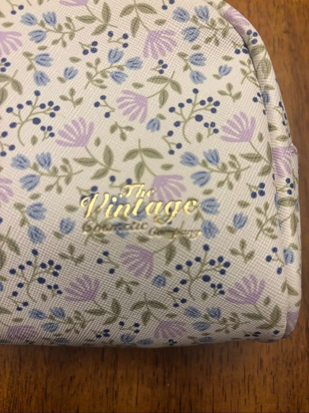 The vintage cosmetic co. Pouch, NWOT